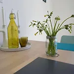 Lägenhet Ev Zin - Modern, Cozy, 1 Bed, Pool, 2 Balconies, A105