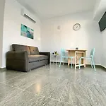 Lägenhet Ev Zin - Modern, Cozy, 1 Bed, Pool, 2 Balconies, A105 *