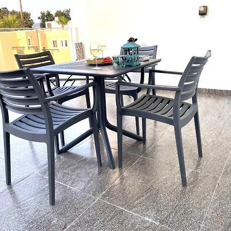 公寓 Ev Zin - Modern, Cozy, 1 Bed, Pool, 2 Balconies, A105 Paphos