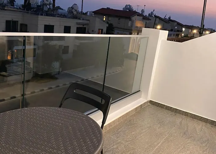 Lejlighed Ev Zin - Modern, Cozy, 1 Bed, Pool, 2 Balconies, A105