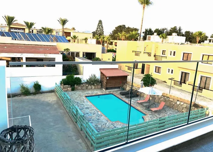 Ev Zin - Modern, Cozy, 1 Bed, Pool, 2 Balconies, A105 Apartmán *