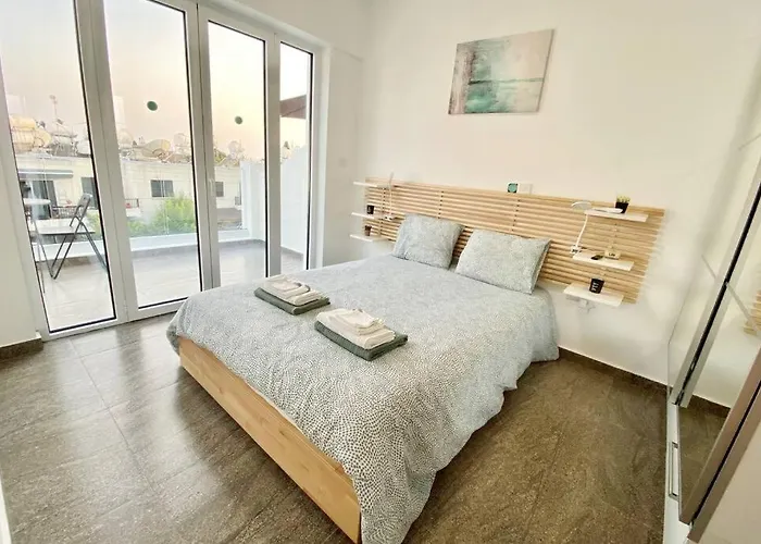 アパート Ev Zin - Modern, Cozy, 1 Bed, Pool, 2 Balconies, A105 *