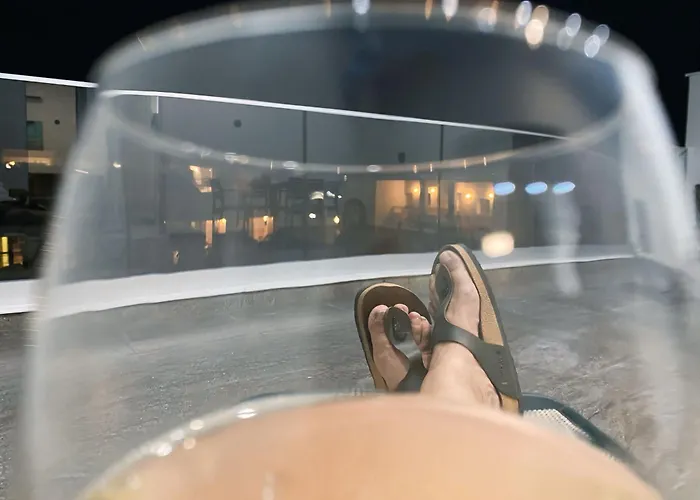 Ev Zin - Modern, Cozy, 1 Bed, Pool, 2 Balconies, A105 *