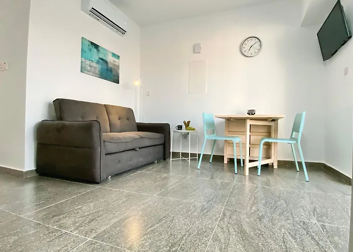 アパート Ev Zin - Modern, Cozy, 1 Bed, Pool, 2 Balconies, A105 *